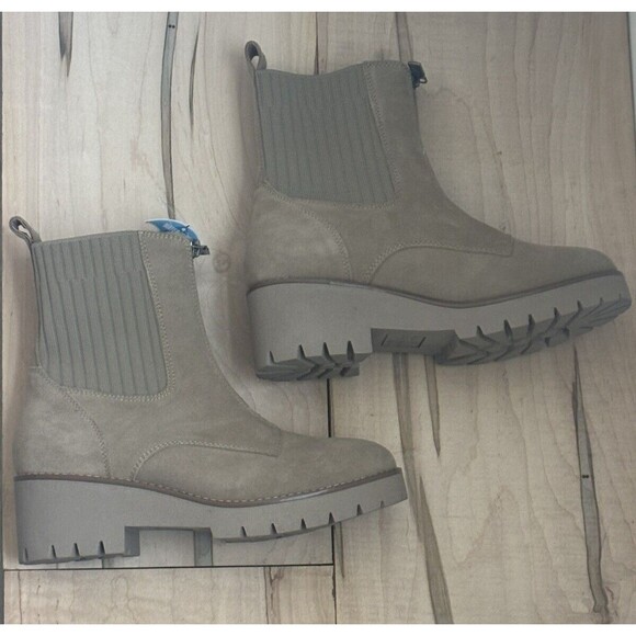 AQUA COLLEGE Womens Beige 1" Platform Ribbed Panels Dream Toe Suede Booties - Picture 5 of 6